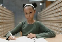 investigative hotline contact numbers